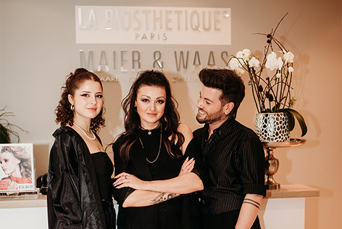 Ular hojatxonaga siyadilar Ozini pulga sotayotgan rus qizlari pornosini tomosha qiling